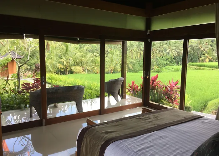 Puri Raya Villa *